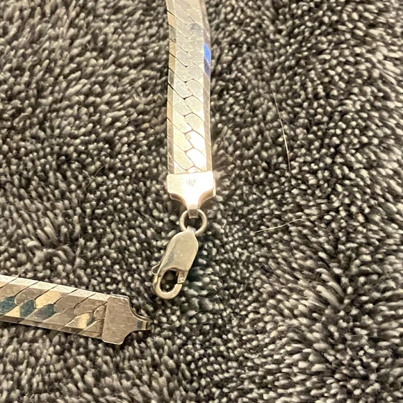 925 Sterling Silver Italy 5mm Herringbone Chain Necklace 19.5”  36.7g - Picture 4 of 4